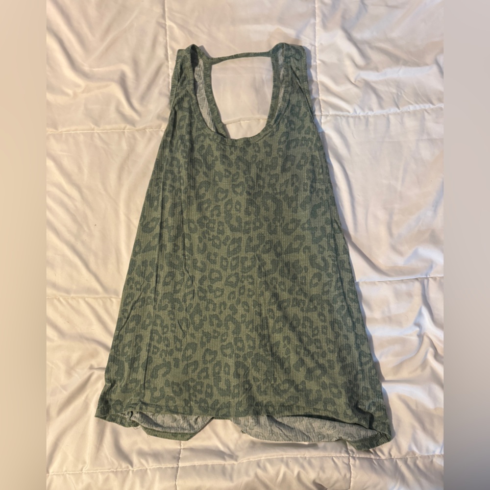 Green Leopard Print LulaRoe Triumphant Workout Rise Top